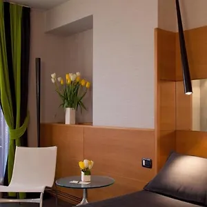 Otel Zone ****