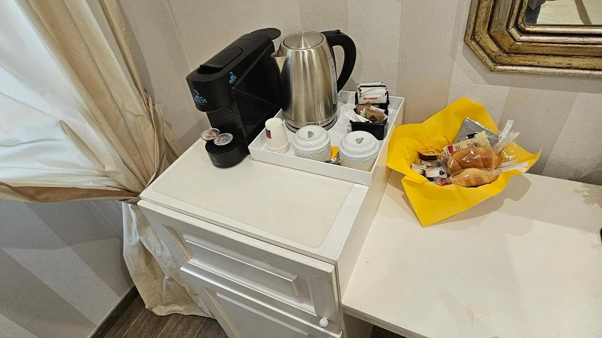 *** Oda ve Kahvaltı Locanda Di Mosconi Floransa İtalya